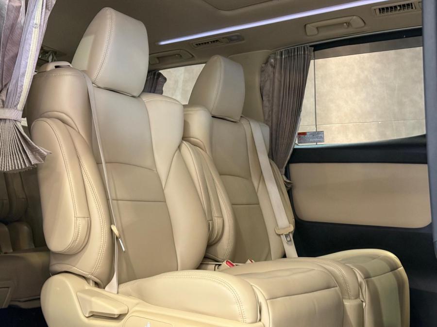ALPHARD 2.5 - Image 4